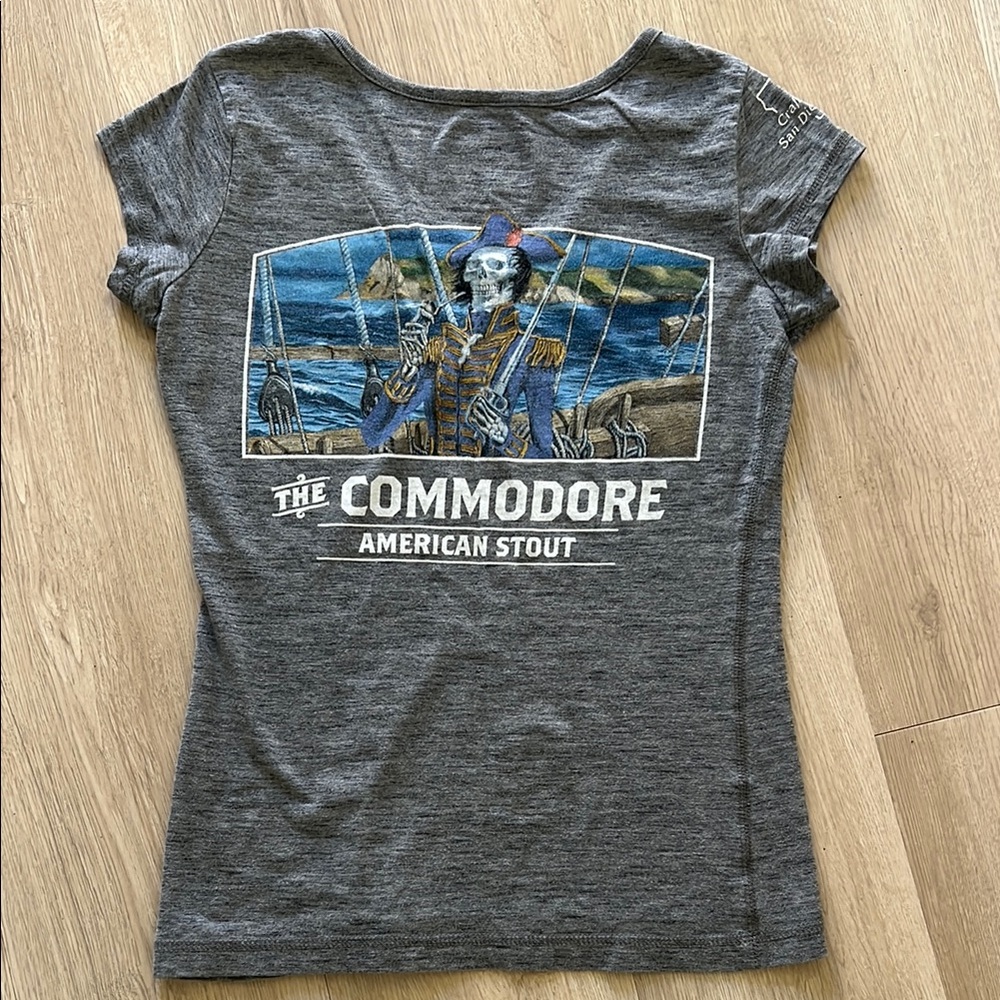 Ballast Point V-Neck The Commodore American Stout Top